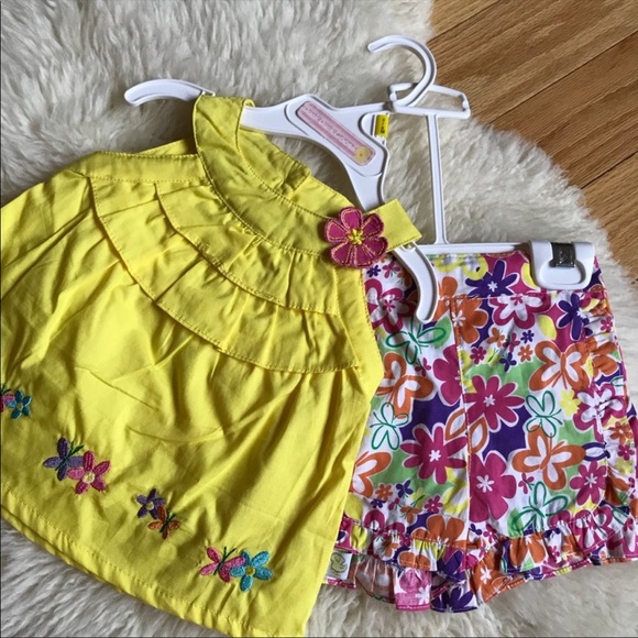 Two piece shorts/tank set 3-6M - Picture 1 of 8